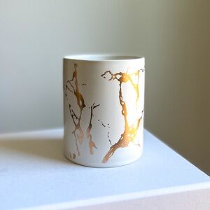 White + Gold Ceramic Pen Cup